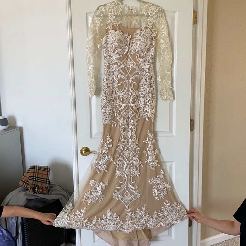 Janique stunning evening dress 🤩